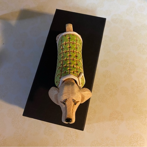 Vintage Artesania Rinconada Dachshund puppy dog Uruguay Hand Carved Figurine - Picture 9 of 9